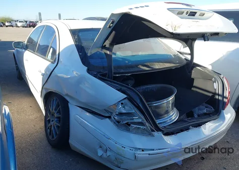 2006 Mercedes-Benz E 500 z USA, uszkodzony, nr VIN WDBUF70J56A907894